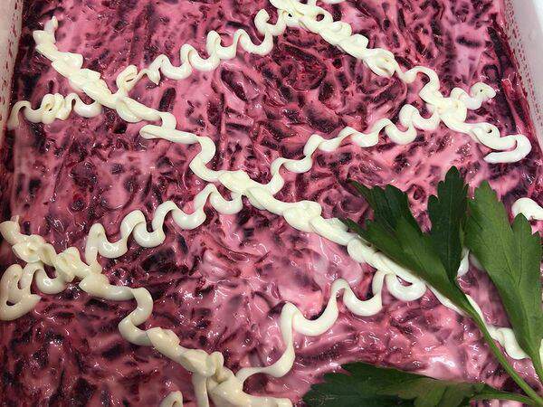 Гастромаркет The Eda - Салат Сельдь под шубой