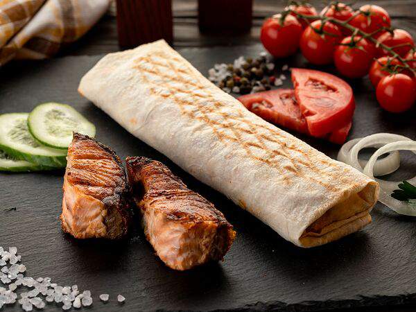 На Труда - Шаурма с сёмгой большая