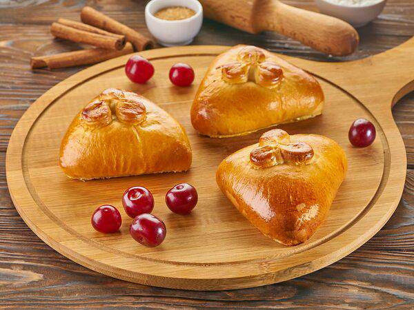 Дон батон - Пирожок с вишней