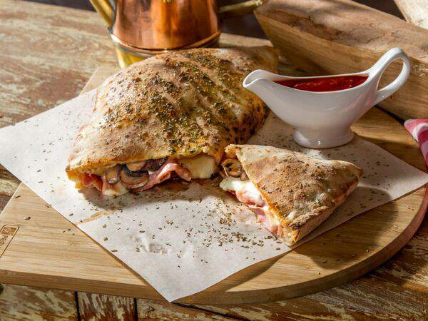 Мама Рома - Кальцоне