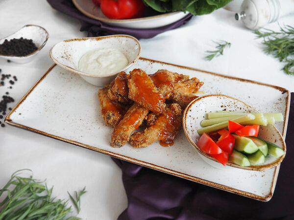 Вилла Подлипки - Куриные крылышки в кисло-сладком соусе