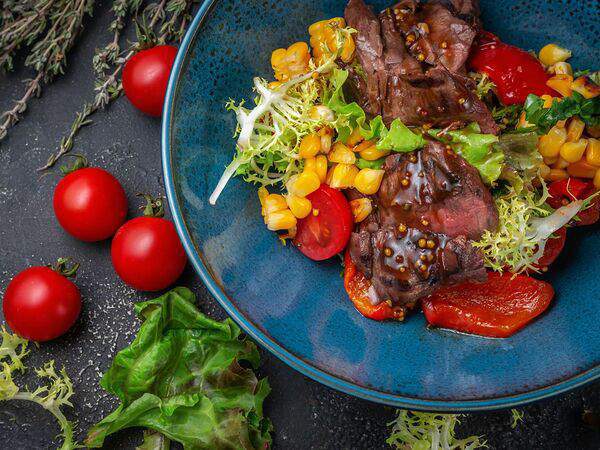 Duran Bar & Grill - Стейк-салат