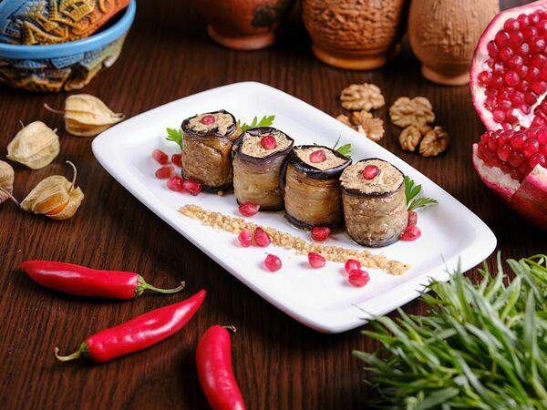 Пиросмани - Баклажаны с орехами