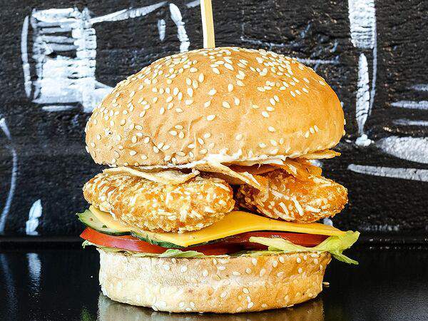 Black burger - Стрипс-бургер