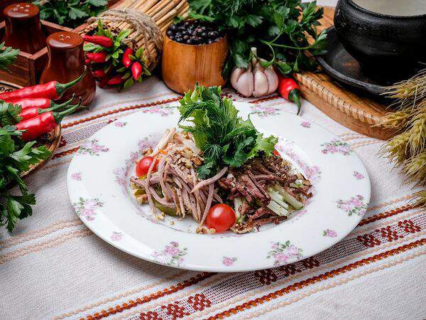 Корчма Веселая кума - Салат Три Кумы