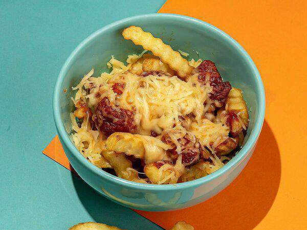 Корица - Путѝн с курицей BBQ