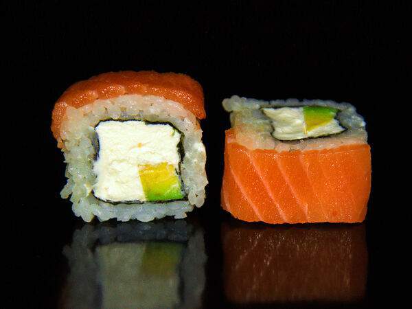 Мегаполис - Ролл Филадельфия с авокадо