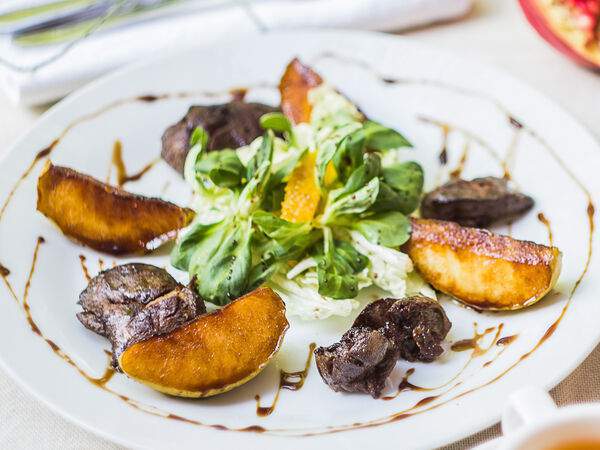 Хачапурная №1 - Салат из печени карамелизированной