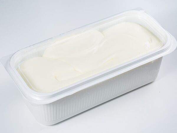 Тюменский пломбир - Гастроемкость Тюменский пломбир 15% ванильный 1 коробка (в коробке 2шт*2кг)