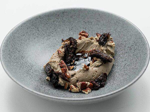 Сойка Grand - Пате из куриной печени с гранатовой карамелью