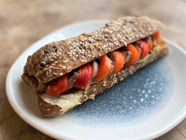 Кафе-пекарня Поль Бейкери - Сэндвич с уткой