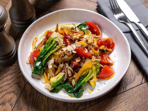 Южанин - Салат с мидиями и шпинатом