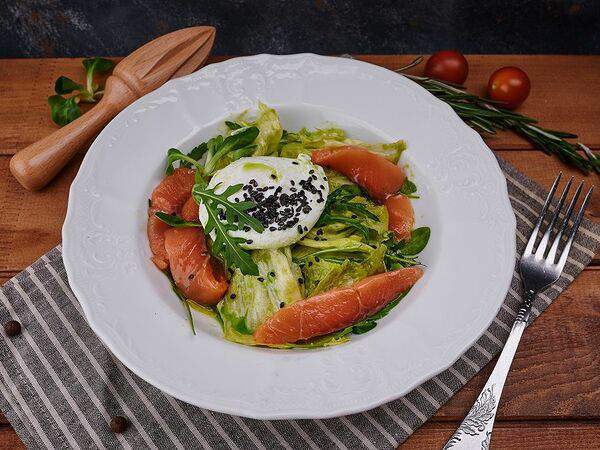 ГрафинЪ - Зеленый салат с лососем