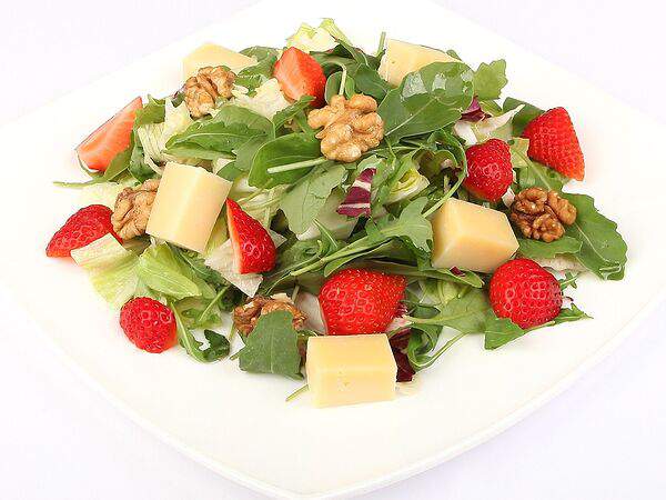 Кафе ной - Салат Джюгас