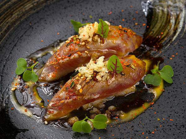 Bluefin Ramen Sushi Nikkei - Суши татаки тунец Еллоуфин