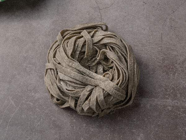 Caffe47 - Pasta fresca с чернилами каракатицы (черная)