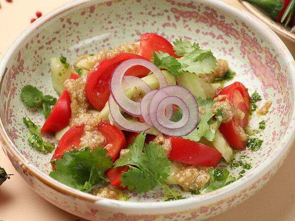 Инжир - Салат Грузинский