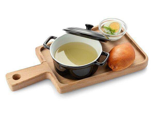 Шоколадница - Бульон куриный с яйцом, пирожком с рисом и зелёным луком