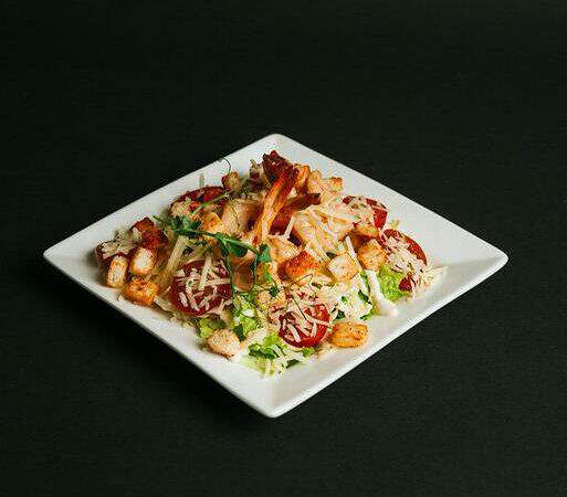 Wasabi - Салат цезарь с креветками