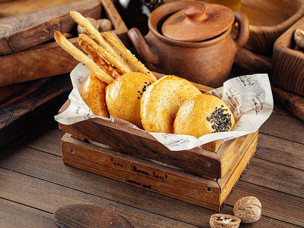 Ларисс Иванну Хачу! - Хлебная корзина