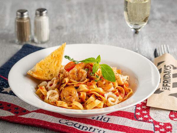 T.G.I. Friday's - Паста маринара с морепродуктами