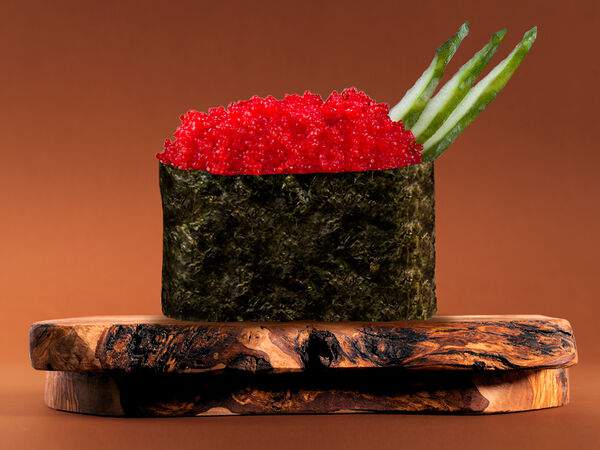 Евразия-Экспресс - Суши с красной икрой летучей рыбы
