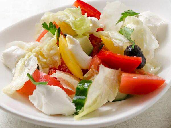 Брусника - Салат Греческий