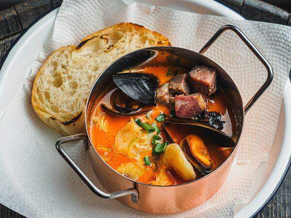 Brew Barrel taproom - Том Ям с морепродуктами