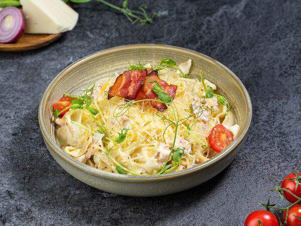 Базилико-пицца - Паста Карбонара