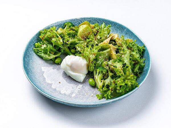 PizzBurg - Зеленый салат с авокадо, брокколи и заправкой мисо