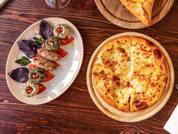 Ресторан Гуливани в Екатеринбурге