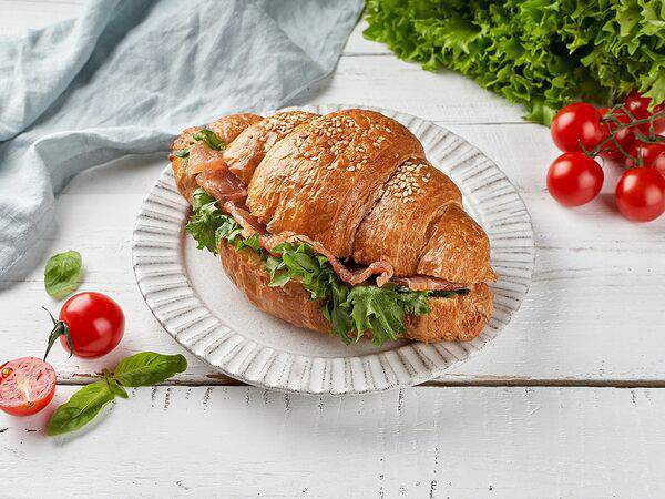 Печь & ланч - Круассан с лососем
