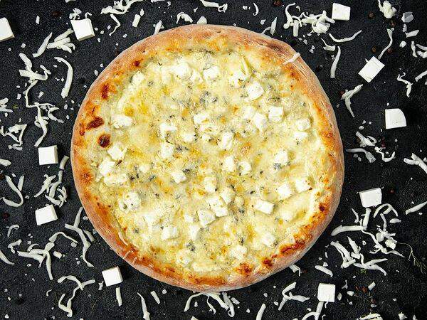 Сакура - Четыре сыра