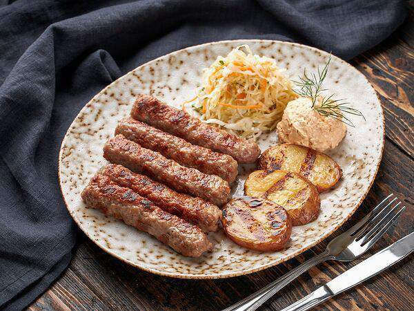 Югославия гриль - Чевапи на гриле