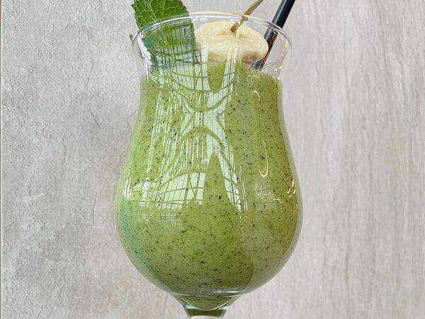 Family kitchen - Зеленый смузи