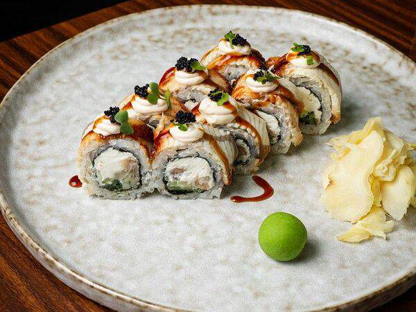 Clan - Ролл с угрем, вешенками и унаги чиз