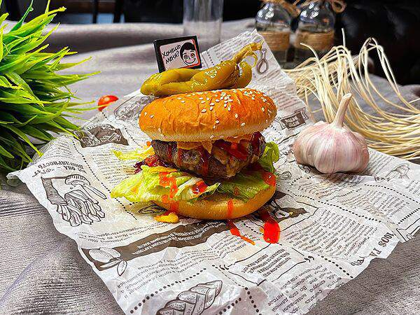 Black wood lounge bar - Мексиканский бургер