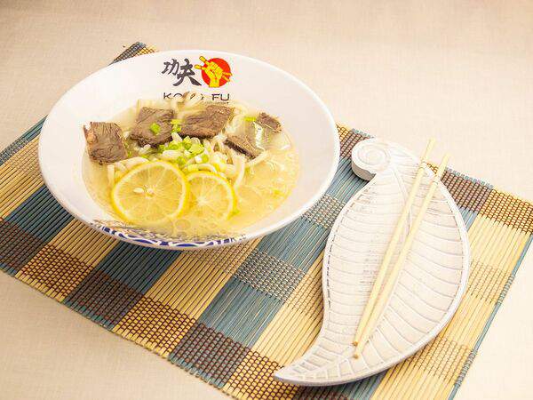 Kong Fu - Суп с лапшой и говядиной