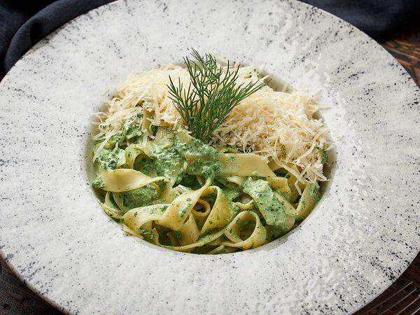 Югославия гриль - Паста Феттуччине со шпинатом