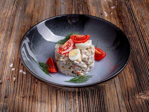 Parmesan - Салат Оливье с телятиной