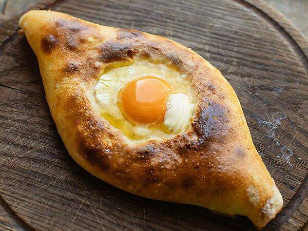 Кафе-пекарня Поль Бейкери - Хачапури по-Аджарски