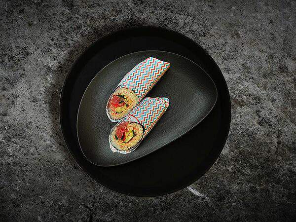 Papaya - Суширрито Тунец, авокадо, тобико