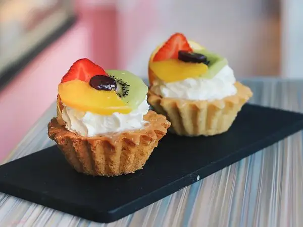 Своя Кондитерская - Пирожное Корзиночка с фруктами