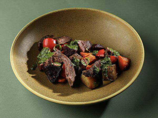 Ресторан 1991 - Блэк Ангус теплый ростбиф, овощи на гриле