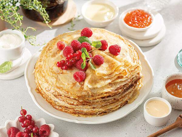 Урюк - Блины с ванильным соусом