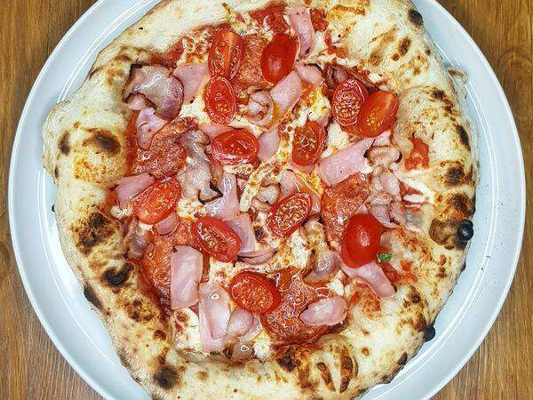 Pizza Napoli - Мясная