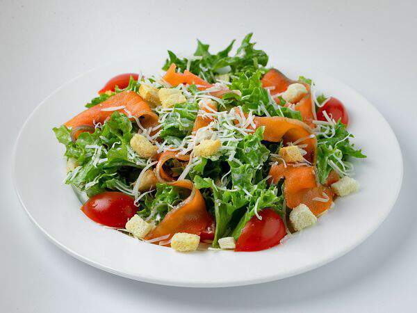 Черная Кошка - Салат Цезарь с семгой