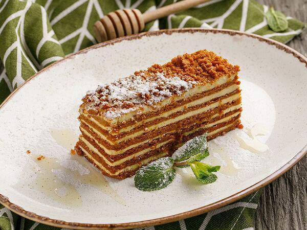 Казан Мангал Kazan Mangal - Медовик