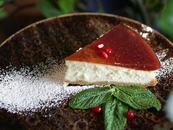 Мелограно - Торт Надуги с гранатовым джемом