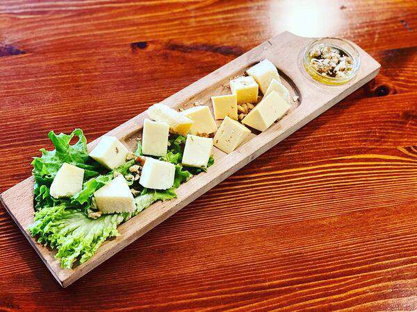 Лагман - Сырная тарелка